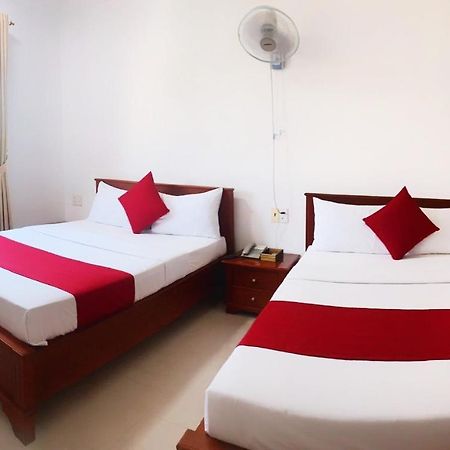 Dong Do Hotel Ho Chi Minh-stad Buitenkant foto