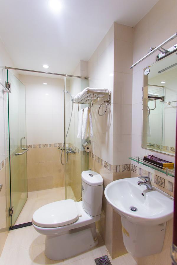 Dong Do Hotel Ho Chi Minh-stad Buitenkant foto
