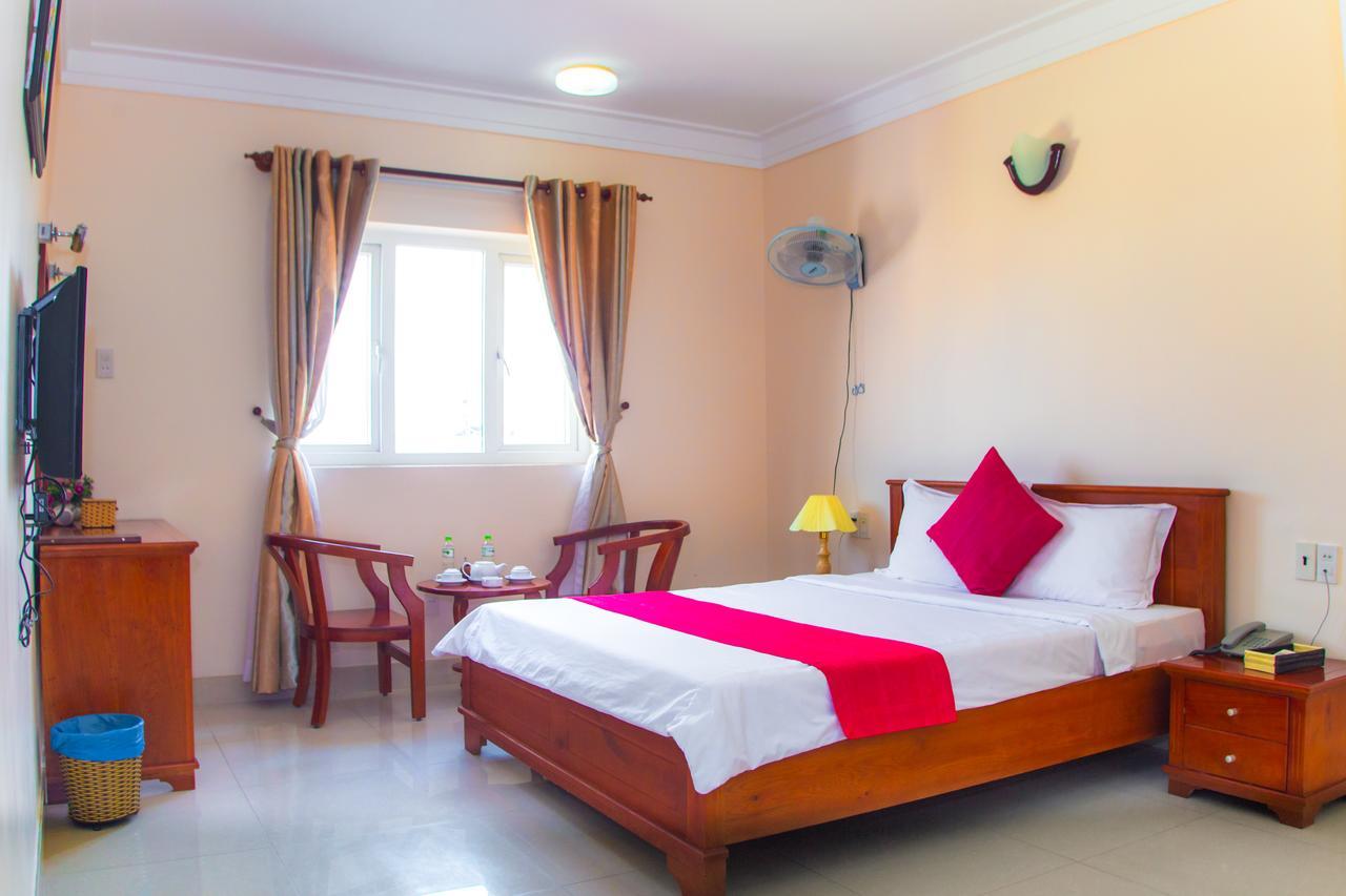 Dong Do Hotel Ho Chi Minh-stad Buitenkant foto