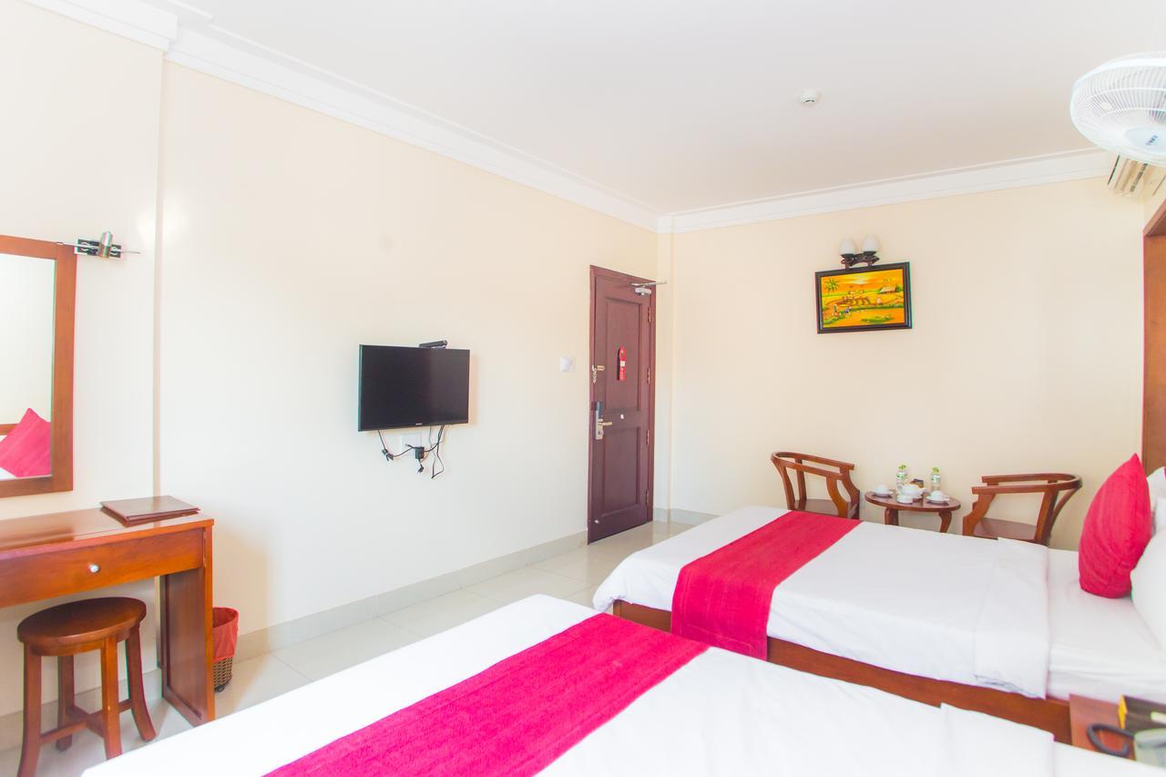 Dong Do Hotel Ho Chi Minh-stad Buitenkant foto