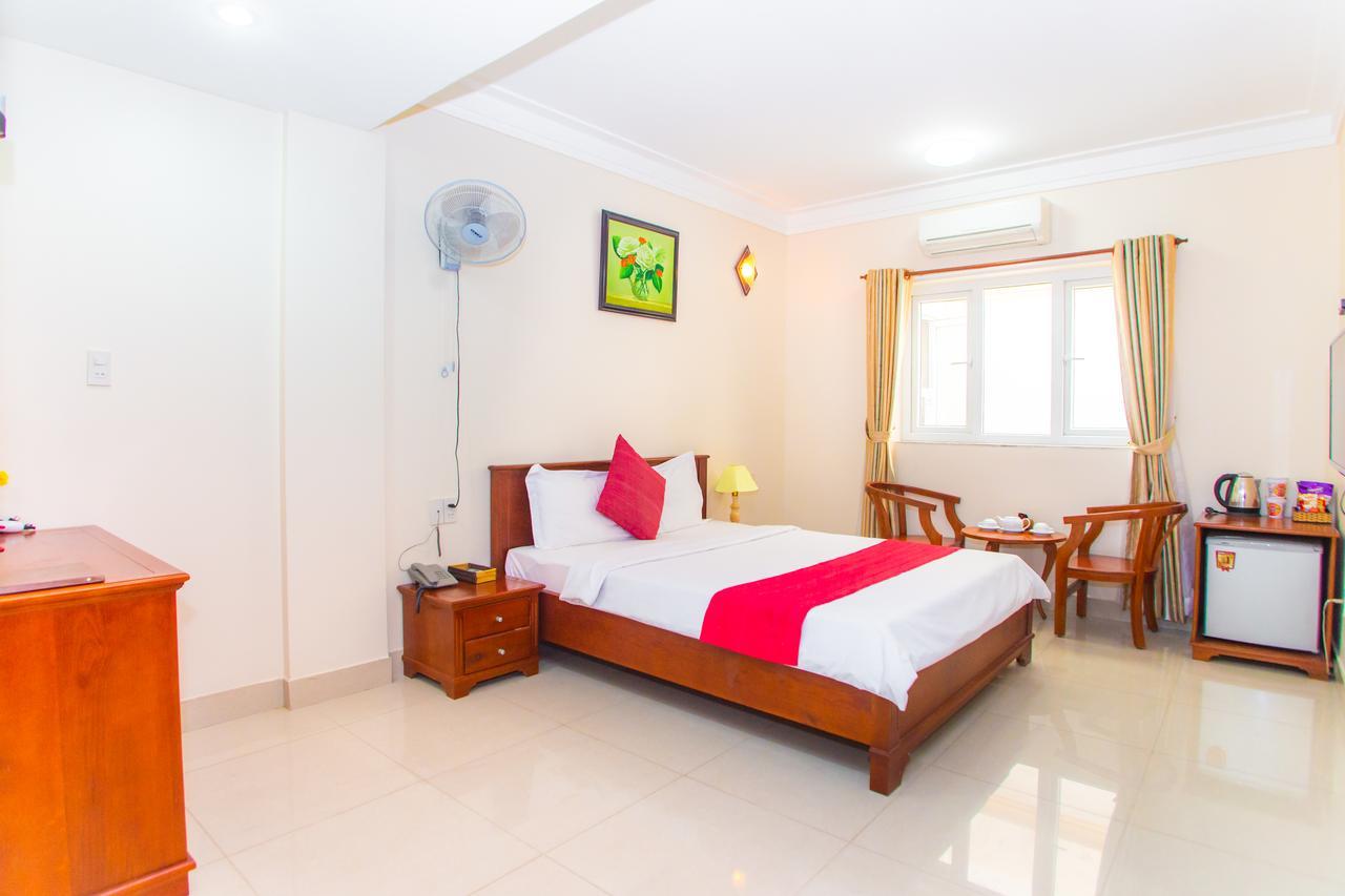 Dong Do Hotel Ho Chi Minh-stad Buitenkant foto